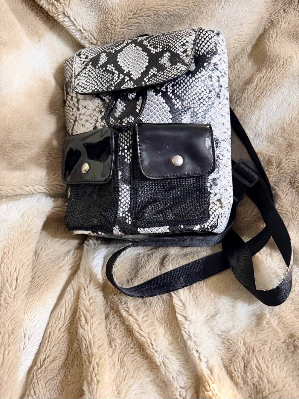 Snake-Print Crossbody Bag in Black and White